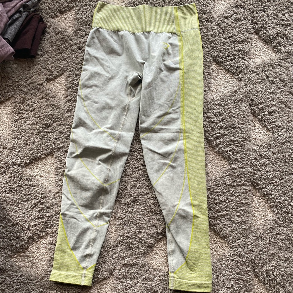 light gray and lime green gymshark leggings